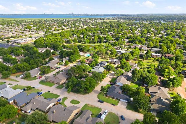 11817 W Edgemont Circle, Oklahoma City, OK 73162