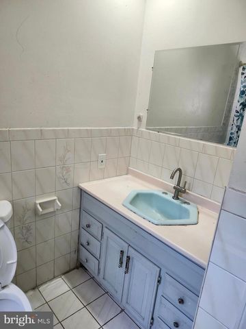 1059 S CLINTON AVE, Trenton, NJ 08611