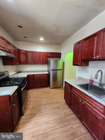 1059 S CLINTON AVE, Trenton, NJ 08611