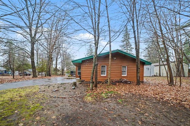 441 Hillcrest Drive, Lake, MI 48632