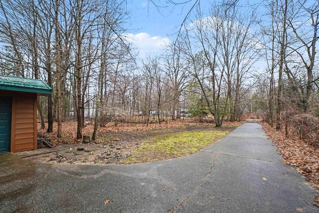 441 Hillcrest Drive, Lake, MI 48632