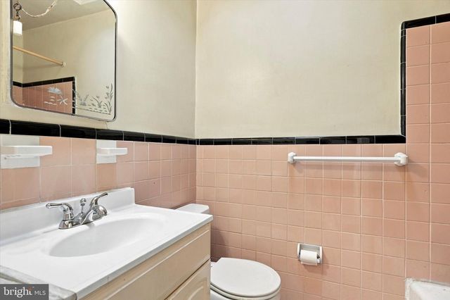 3007 ST VINCENT ST, Philadelphia, PA 19149