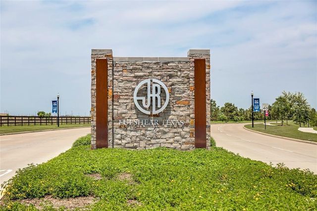 2827 Garden Meadow Street, Fulshear, TX 77423