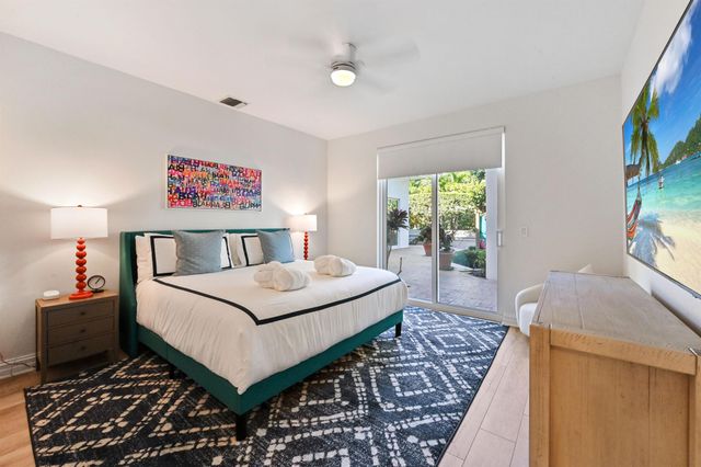 200 N Lake Drive, Lantana, FL 33462