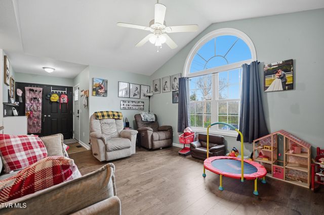 1001 Minton Place, Kingsport, TN 37660