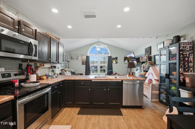 1001 Minton Place, Kingsport, TN 37660