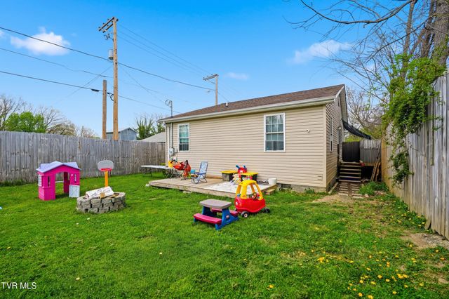 1001 Minton Place, Kingsport, TN 37660