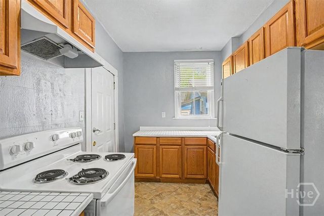 709 E 35th Street, Savannah, GA 31401