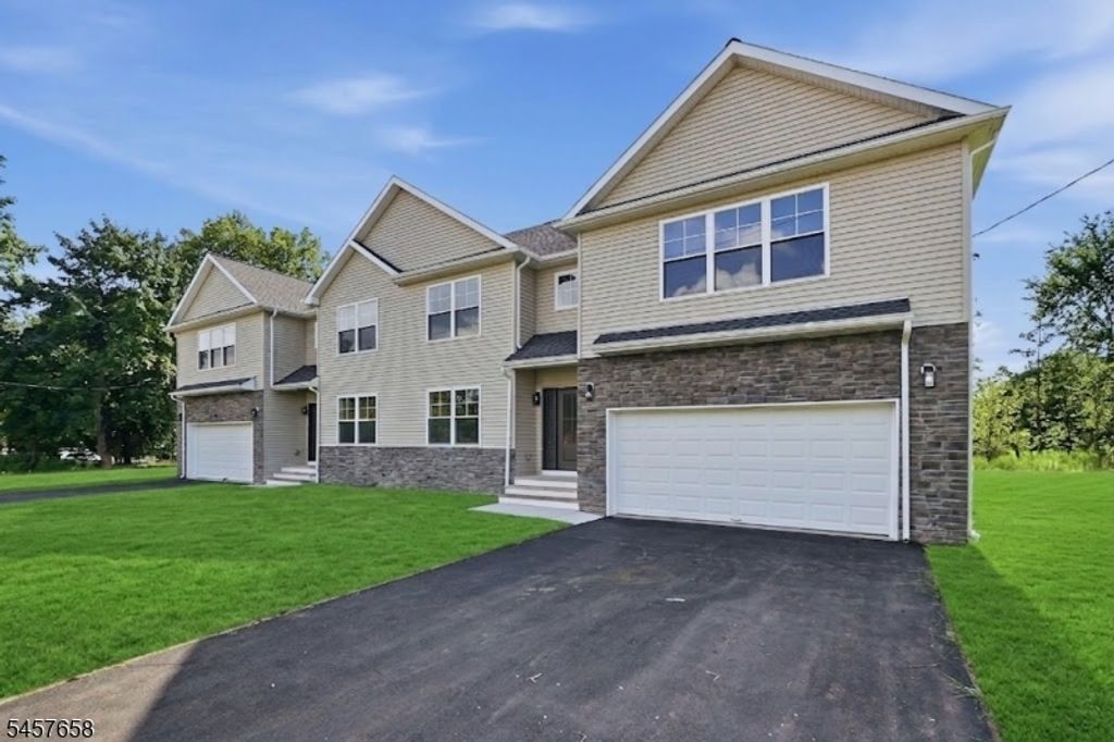 10 Delar Pkwy B, Franklin Twp., NJ 08823 — exterior