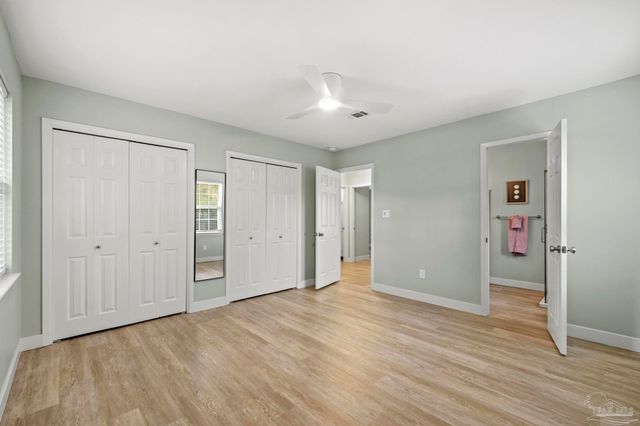 420 Dolphin St, Gulf Breeze, FL 32561