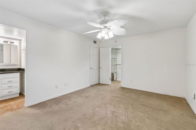 10387 CARROLLWOOD LANE 303, Tampa, FL 33618