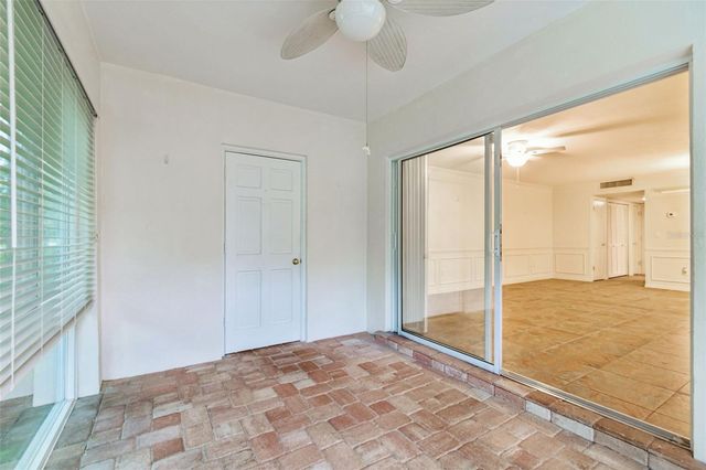 10387 CARROLLWOOD LANE 303, Tampa, FL 33618