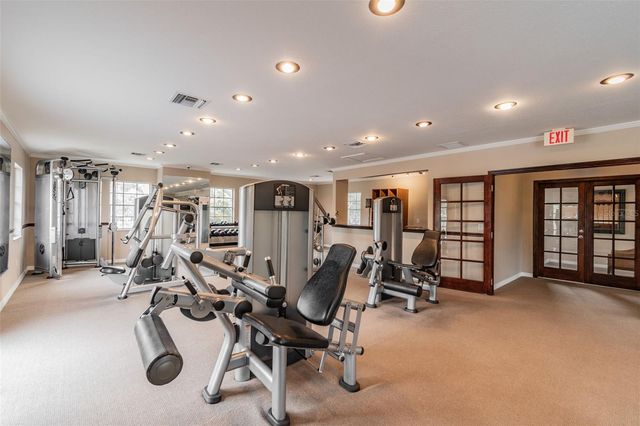 10387 CARROLLWOOD LANE 303, Tampa, FL 33618