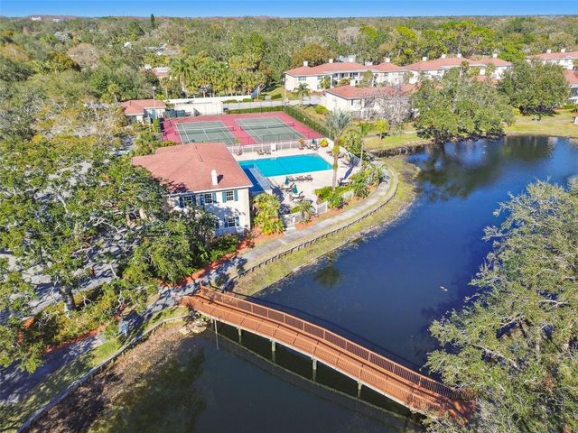 10387 CARROLLWOOD LANE 303, Tampa, FL 33618