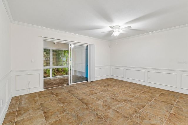10387 CARROLLWOOD LANE 303, Tampa, FL 33618