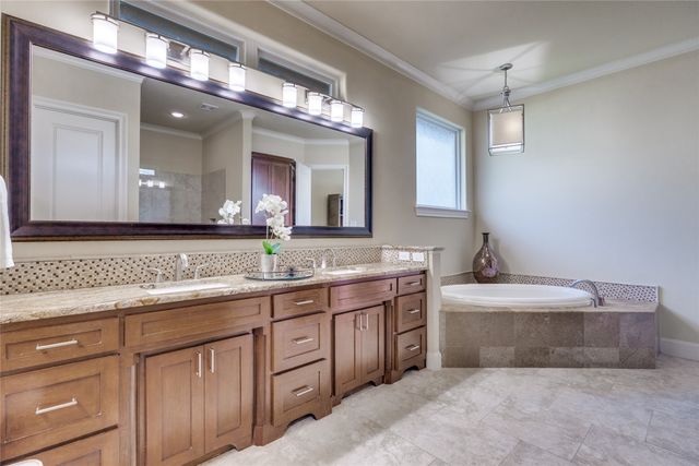 5650 Charlestown Drive, Dallas, TX 75230