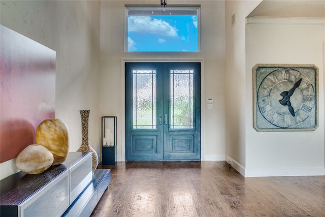 5650 Charlestown Drive, Dallas, TX 75230