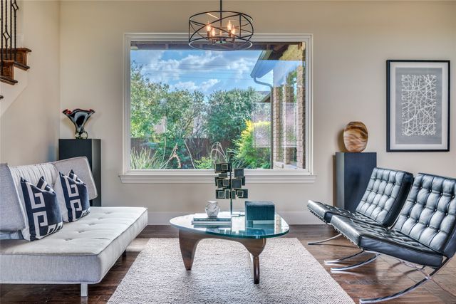 5650 Charlestown Drive, Dallas, TX 75230