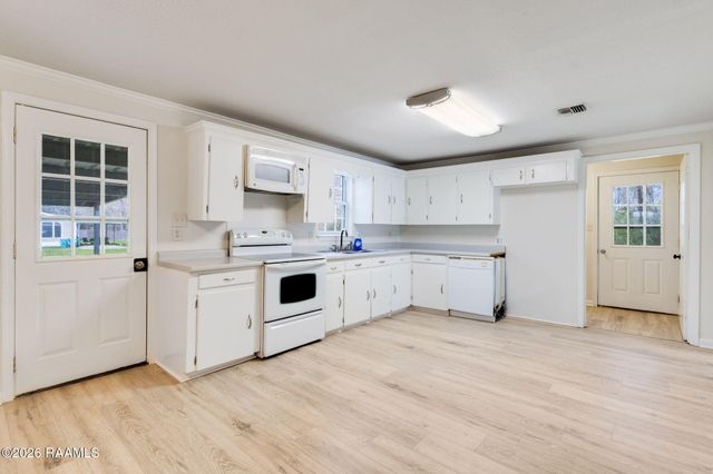 1092 Camp Bon Temps Road K, Breaux Bridge, LA 70517