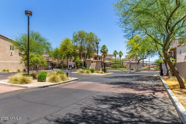 2821 S SKYLINE Drive 124, Mesa, AZ 85212