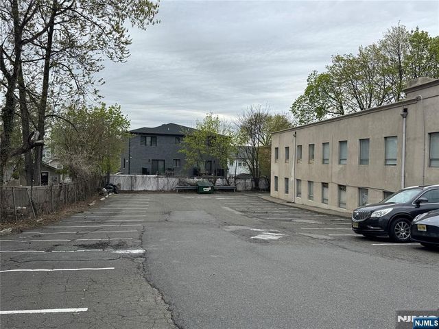 227 Grand C, Palisades Park, NJ 07650