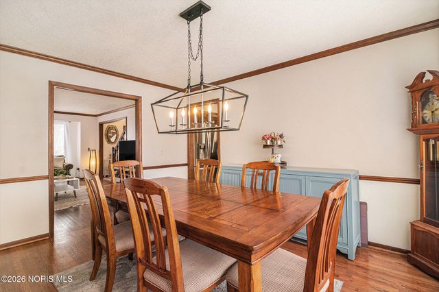 500 Rutledge Court, Perrysburg, OH 43551