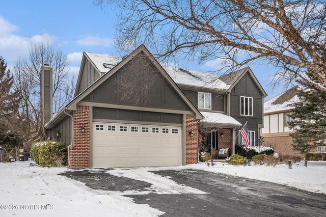 500 Rutledge Court, Perrysburg, OH 43551