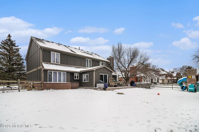 500 Rutledge Court, Perrysburg, OH 43551