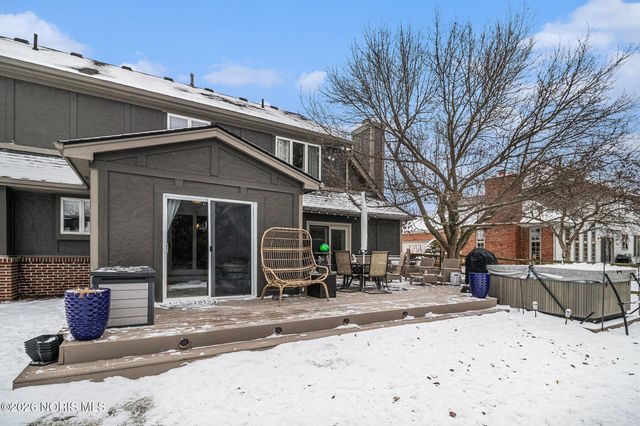 500 Rutledge Court, Perrysburg, OH 43551