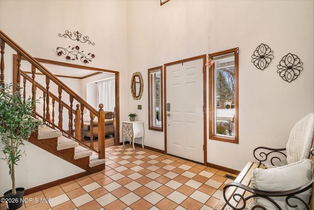 500 Rutledge Court, Perrysburg, OH 43551