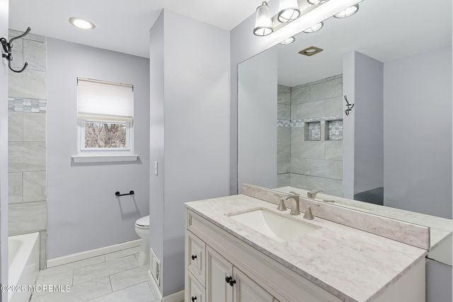 725 Birmingham Avenue, Toms River, NJ 08757