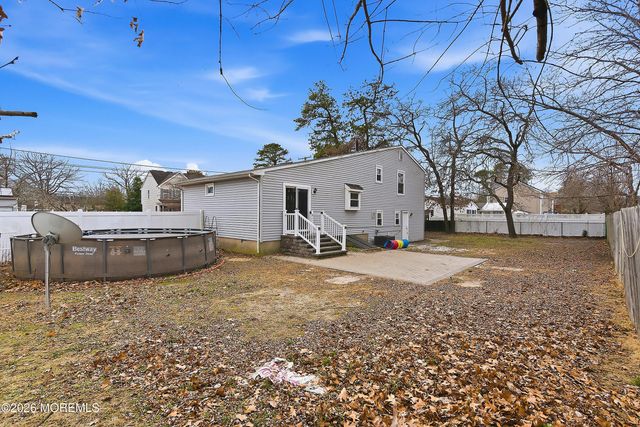 725 Birmingham Avenue, Toms River, NJ 08757