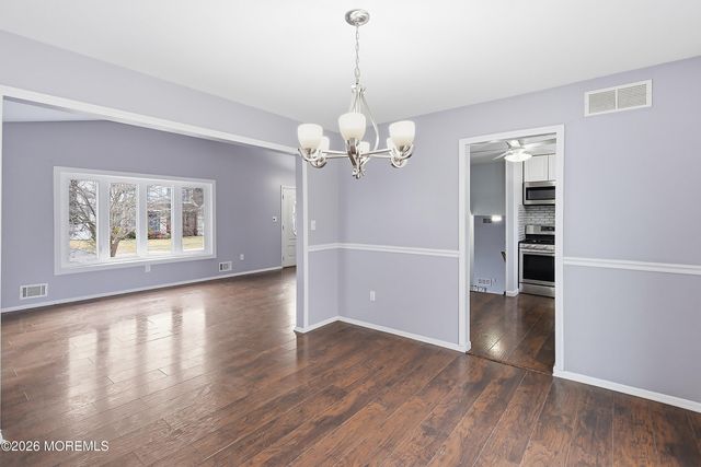 725 Birmingham Avenue, Toms River, NJ 08757