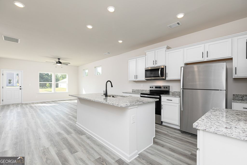 307 Egret Court, Jefferson, GA 30549 — photo 4