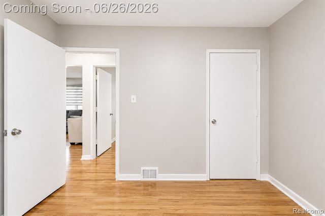 28546 Marquette Street, Garden City, MI 48135