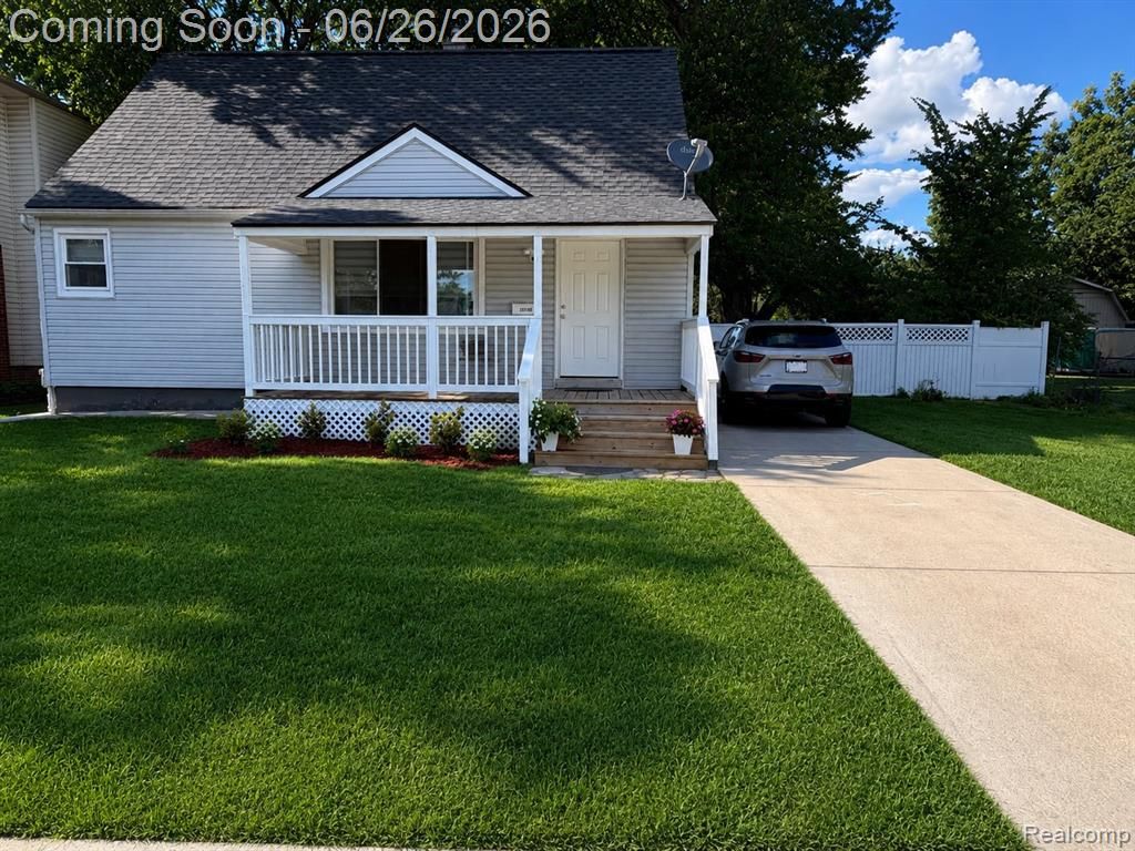 28546 Marquette Street, Garden City, MI 48135