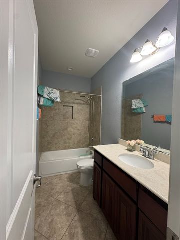 7522 Sweetwater Lane, Arlington, TX 76002