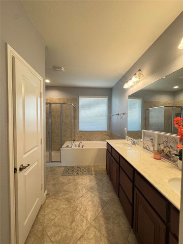 7522 Sweetwater Lane, Arlington, TX 76002