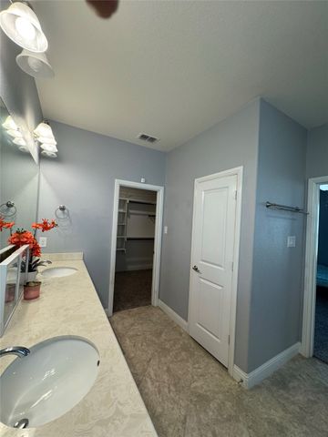 7522 Sweetwater Lane, Arlington, TX 76002