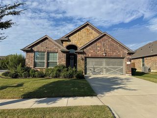 7522 Sweetwater Lane, Arlington, TX 76002