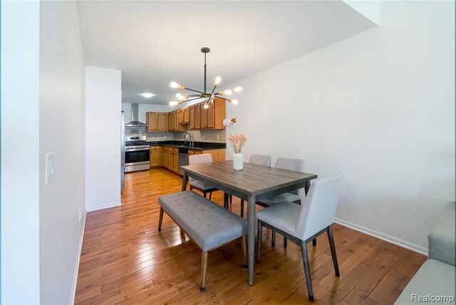 5627 Seabreeze Lane 3, Sterling Heights, MI 48310