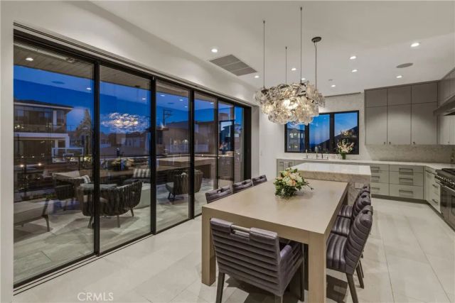 41 21st, Hermosa Beach, CA 90254