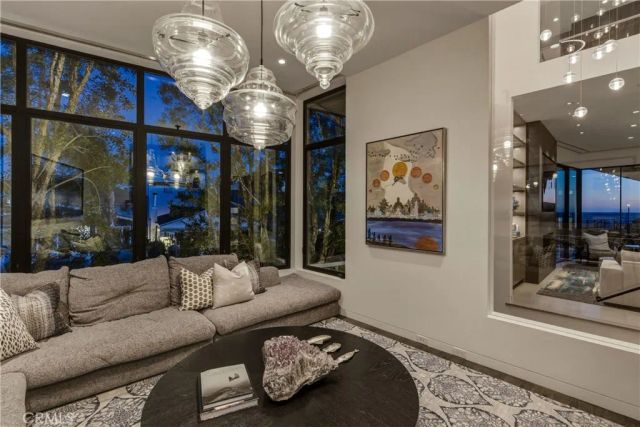 41 21st, Hermosa Beach, CA 90254