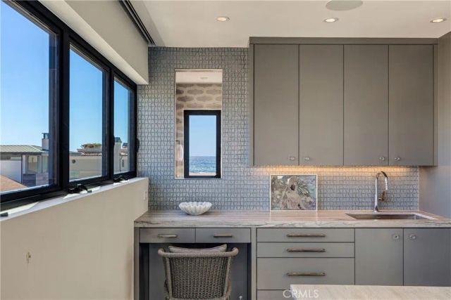 41 21st, Hermosa Beach, CA 90254