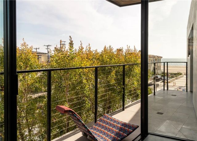 41 21st, Hermosa Beach, CA 90254