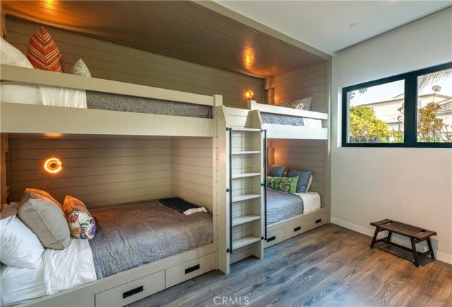 41 21st, Hermosa Beach, CA 90254