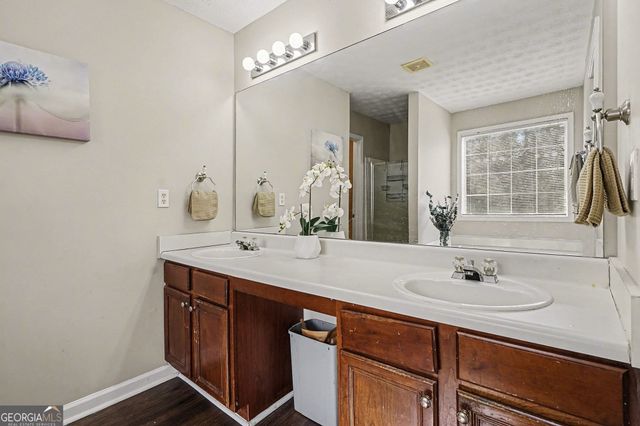 6577 Laurens Way, Stone Mountain, GA 30087