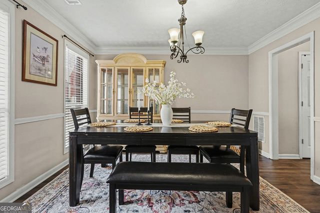 6577 Laurens Way, Stone Mountain, GA 30087