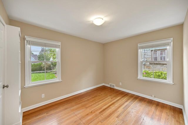 2425 N 81st STREET, Wauwatosa, WI 53213
