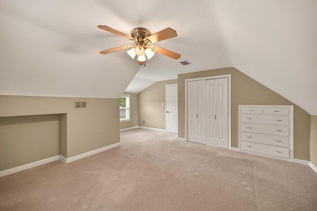 2425 N 81st STREET, Wauwatosa, WI 53213